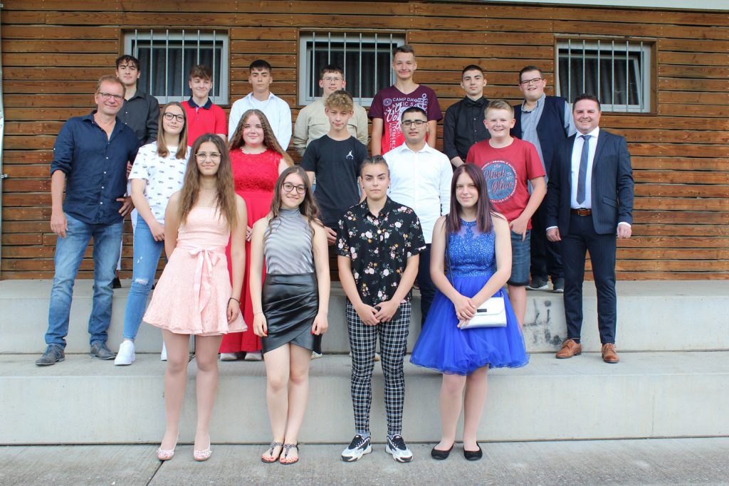 Foto der Abschlussklasse 9G aus dem Schuljahr 2020-2021